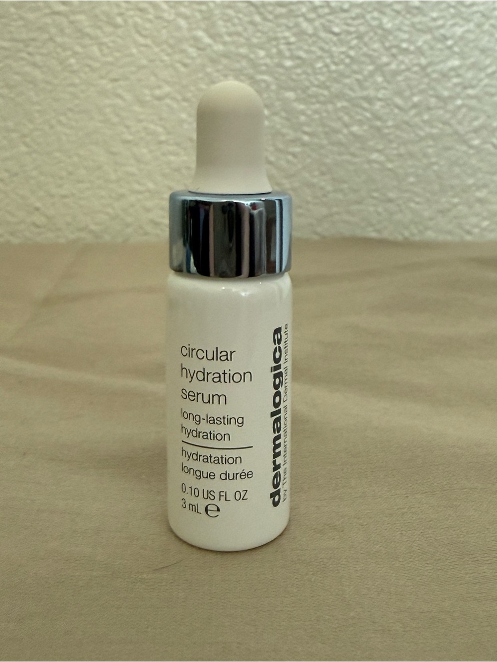 Mini Luxury Serum Trio - Dr Dennis Gross, dermalogica & Oak Essentials - Picture 4 of 4